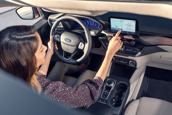 ALL-NEW FORD ESCAPE EARNS TOP SPOT IN J.D. POWER APEAL STUDY AND WARDS 10 BEST UX WIN