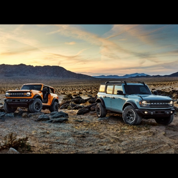 ALL-NEW 2021 BRONCO TWO-DOOR AND FIRST-EVER FOUR-DOOR MODELS: BUILT WILD SUVS WITH THRILLING 4X4 CAPABILITY, READY FOR FUN